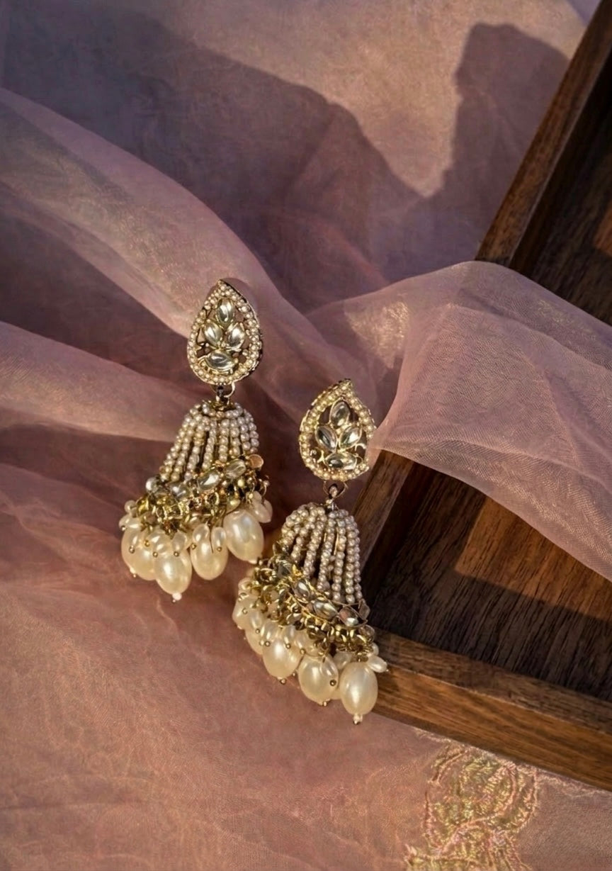 Jadau jhumka
