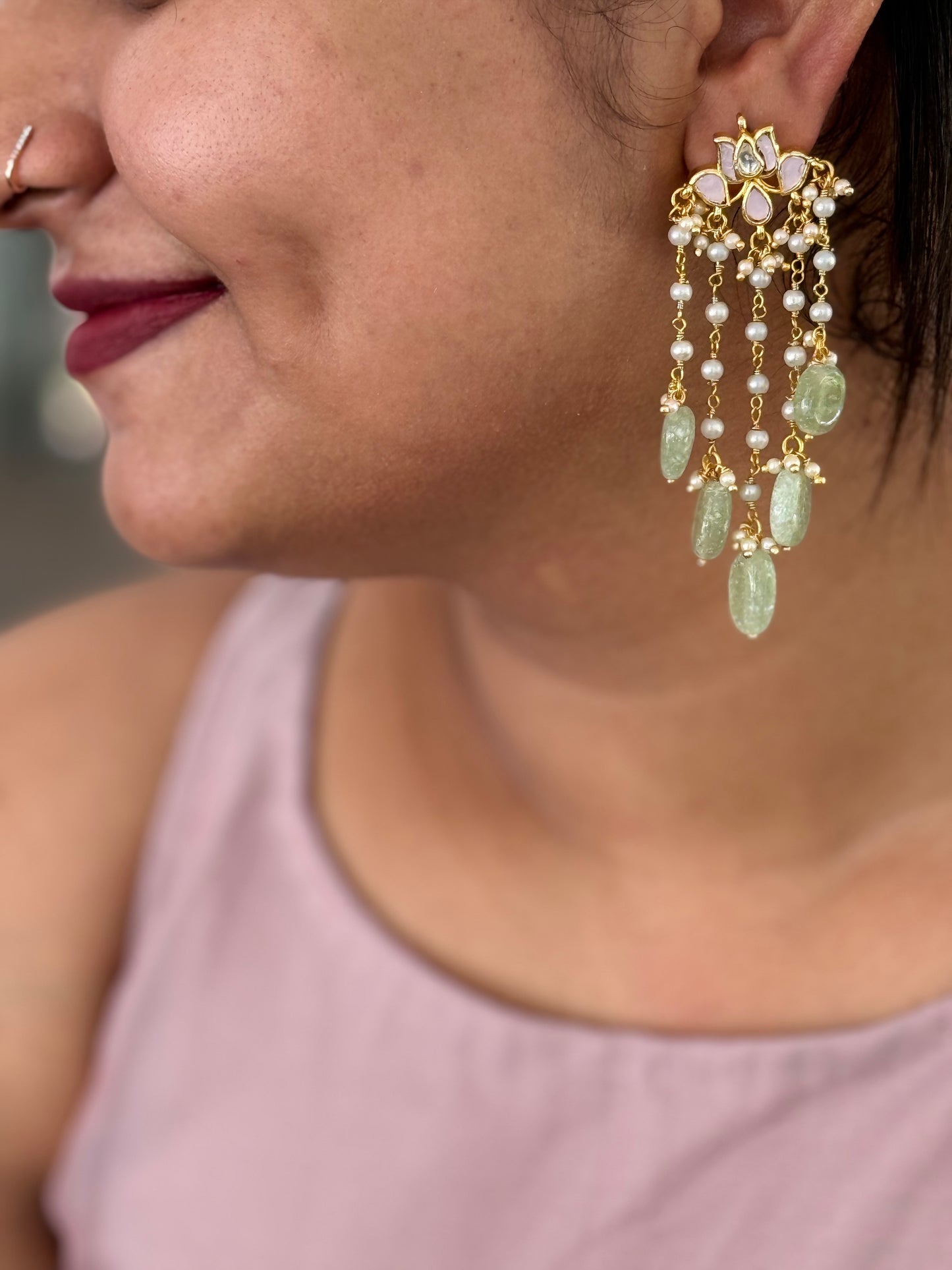 Pearl dangler earring