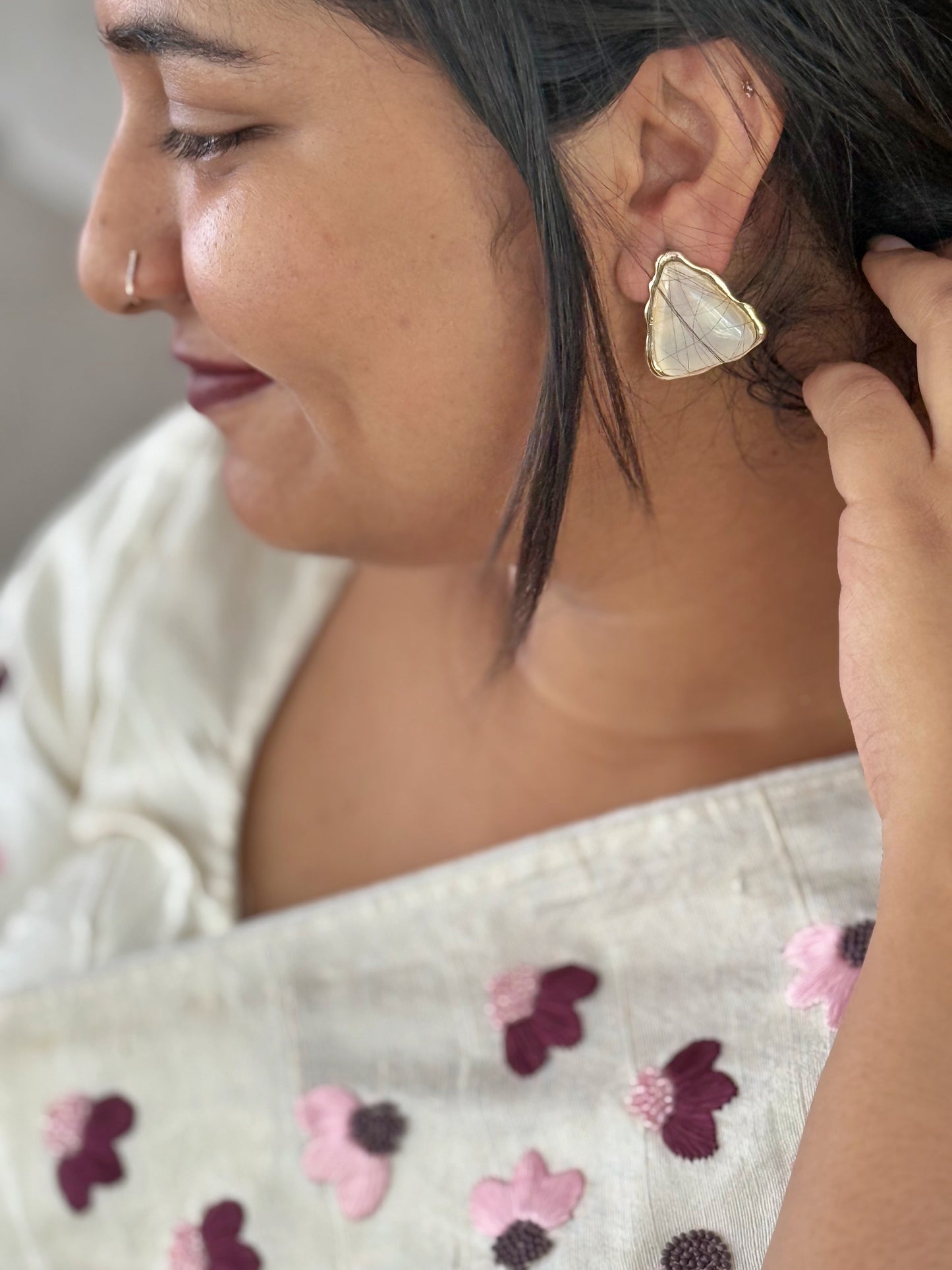 Mother of pearl traiangle studs
